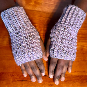 Handmade fingerless gloves made with Wool