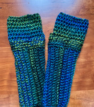 Handmade fingerless gloves made with Wool